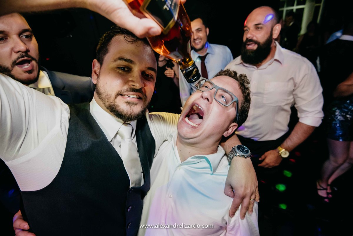 Fotografo de casamento, fotografia de casamento, bh, Belo Horizonte, Brasil, São Paulo, noiva, blog, dicas, melhores fotógrafos, Alexandre Lizardo, foto, photo, casamento na igreja, Minas Gerais, destination, Wedding, make, bride, make up, vestido, Dress