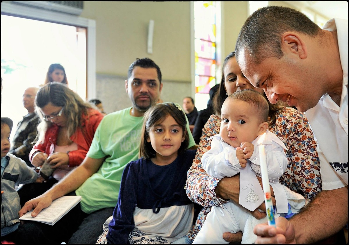 Fotografias com sensibilidade, emoção e detalhes para a cerimônia de Batizado