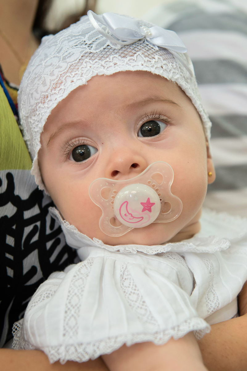 Roupa especial para batizado