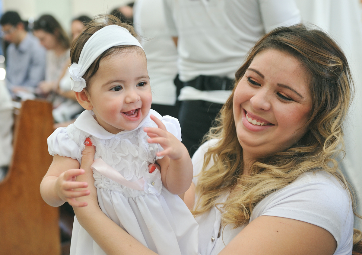 Olha só este clique do especialista fotógrafo para batizado em São José dos Campos no interior de SPaulo