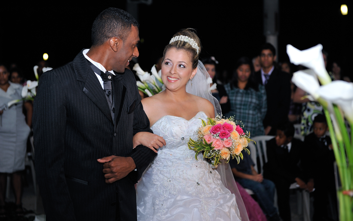 Eles estão se olhando , este momento é para ser fotografado