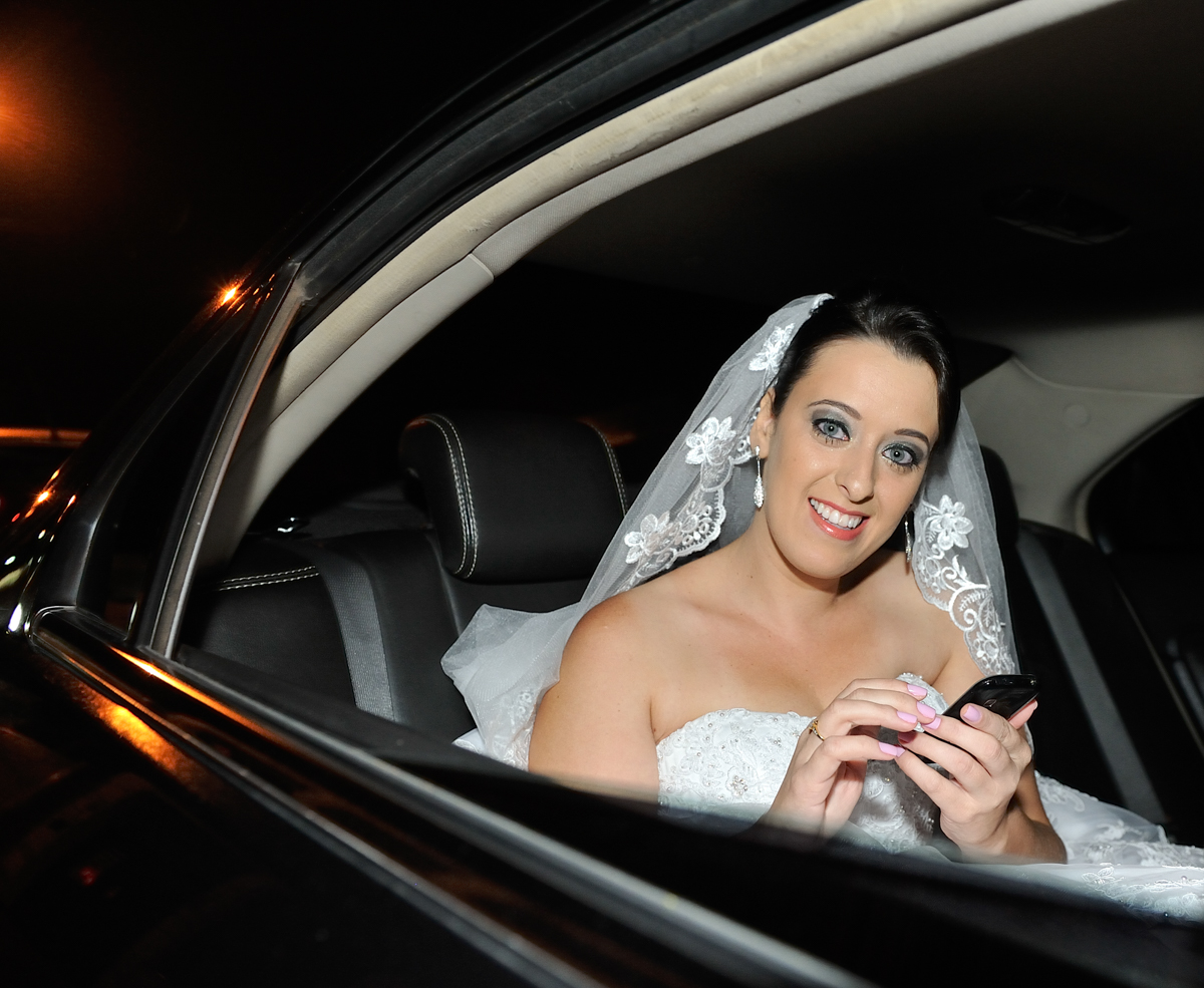 Noiva no carro
