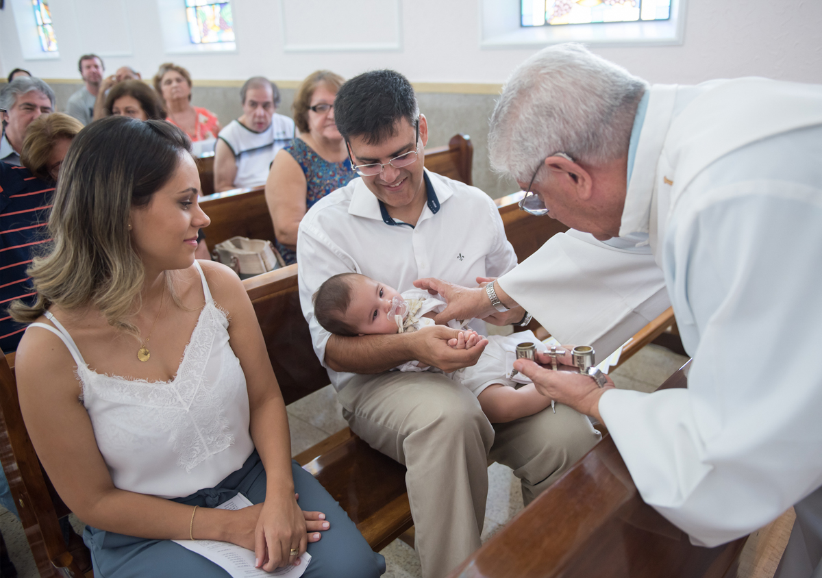 Unção pré batismal  