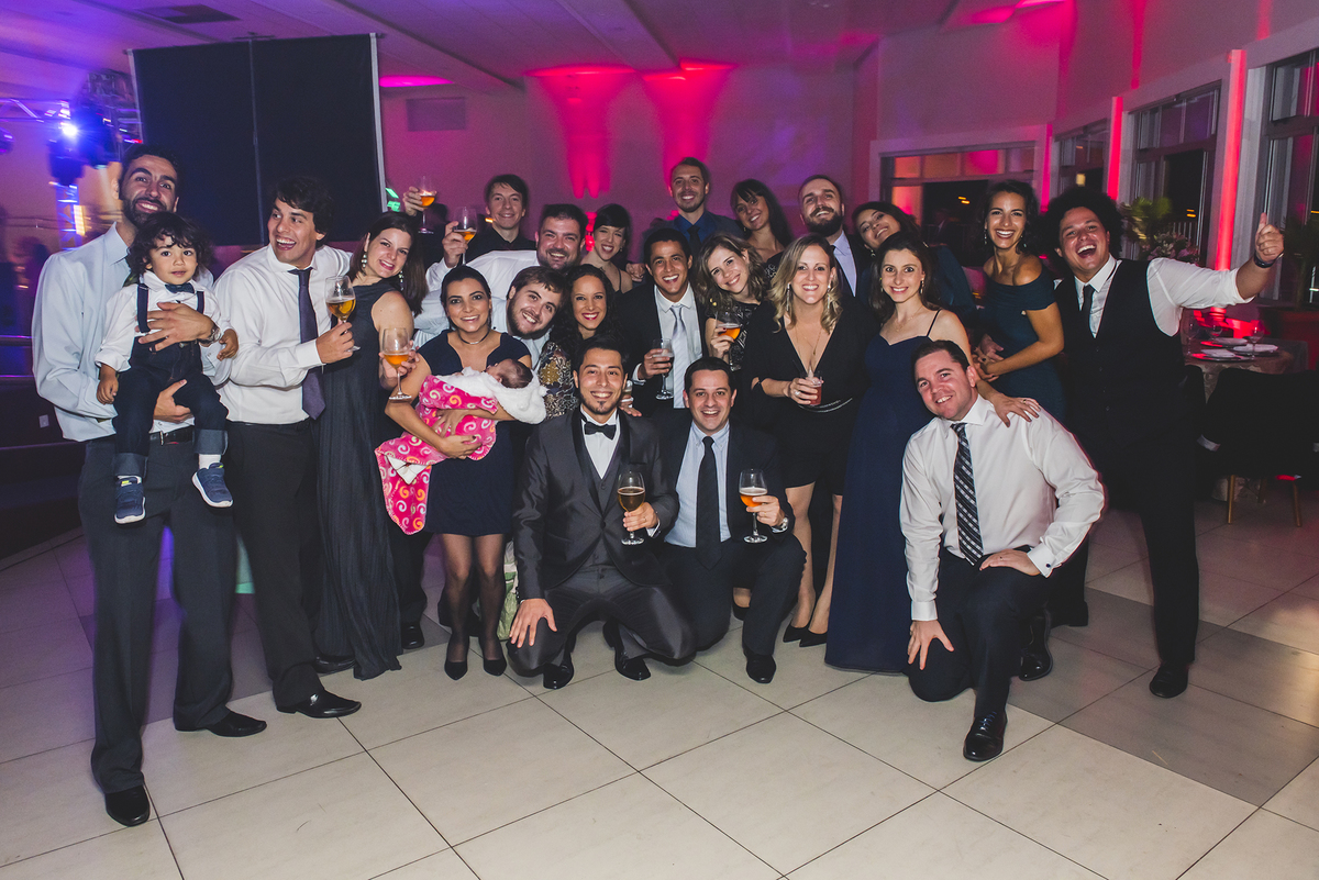 Pensem em uns convidados animados? 