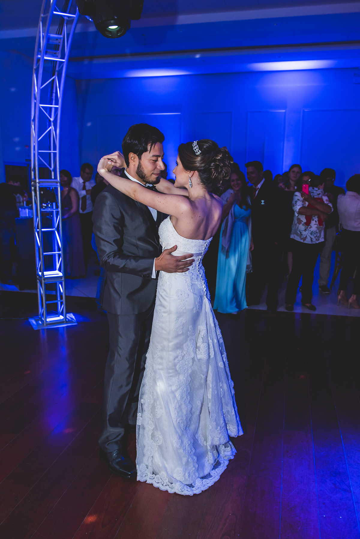  casal incrível, um casal que transborda amor, alegria 