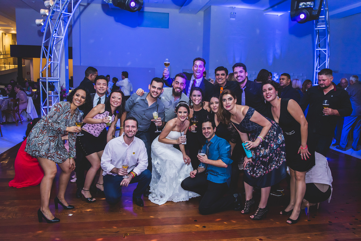  grande noite muita energia boa, gente feliz e alto astral 