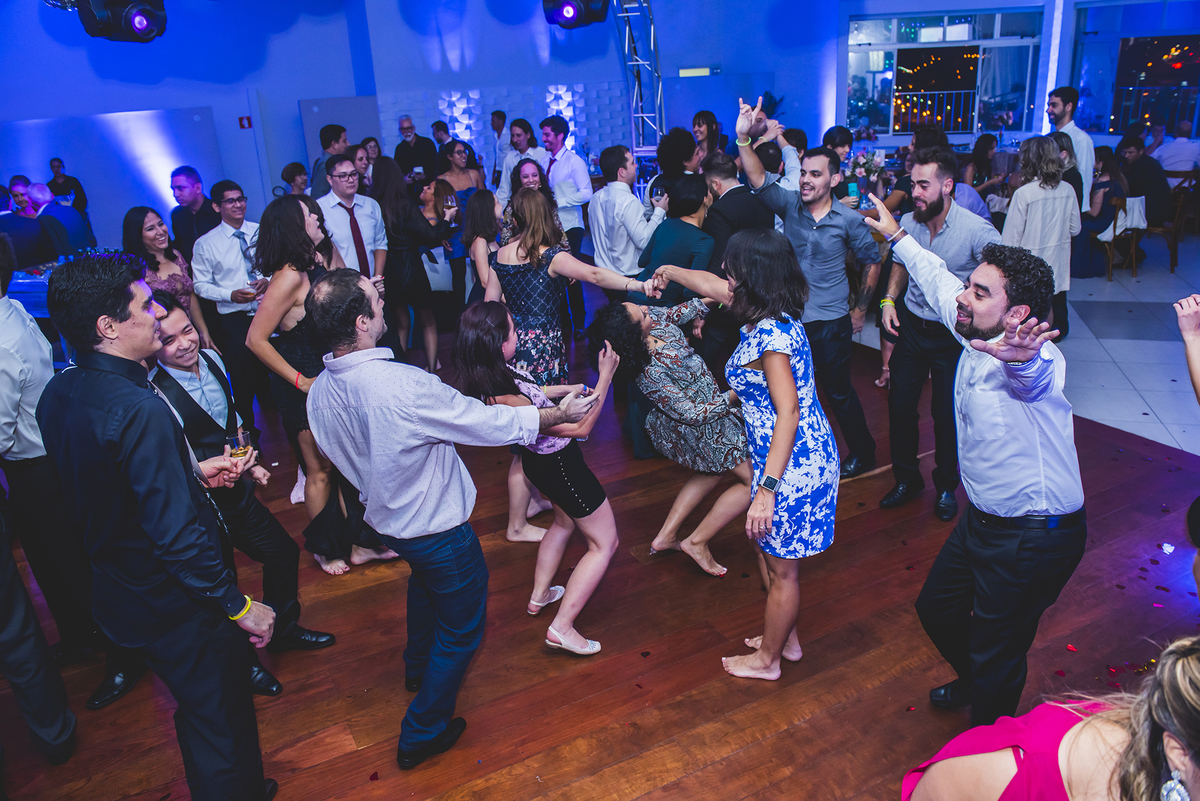 os recém-casados curtiram ao máximo cada minuto