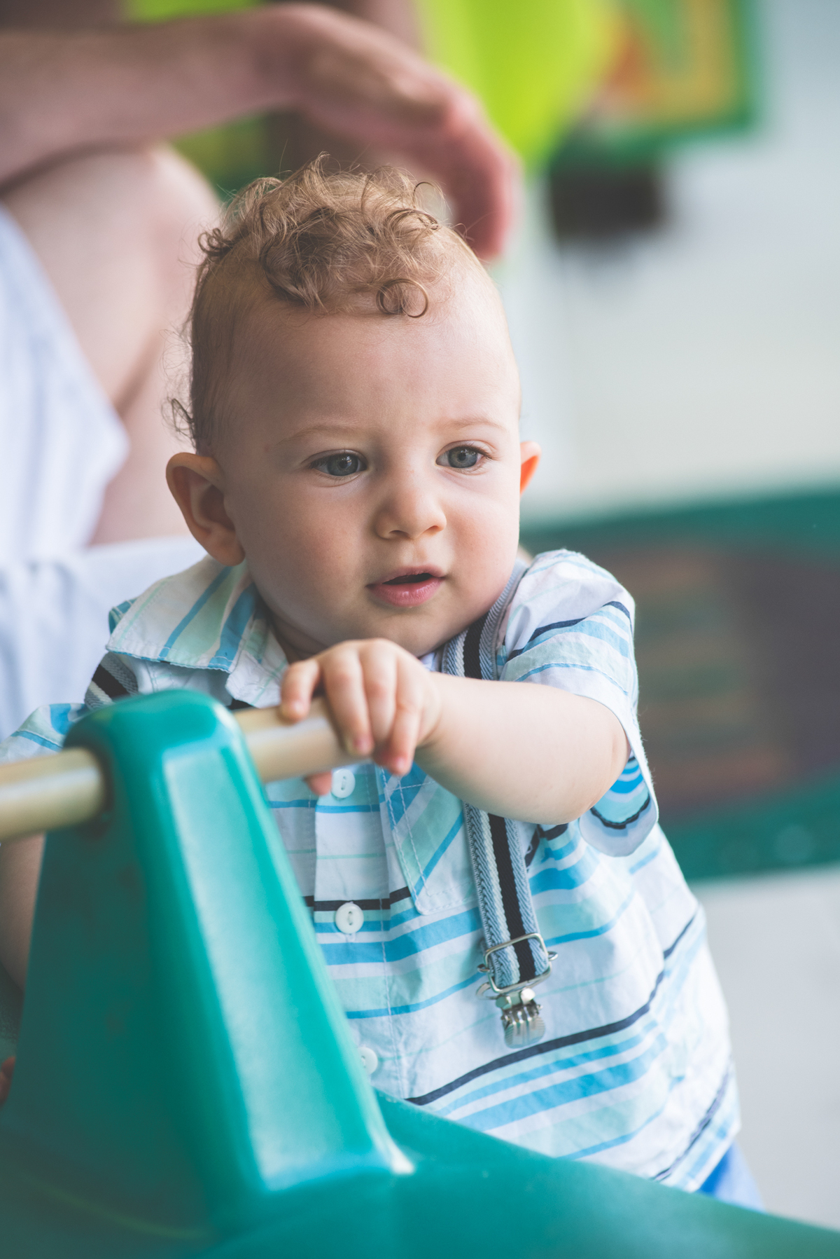 Fotografia do Baby boy brincando