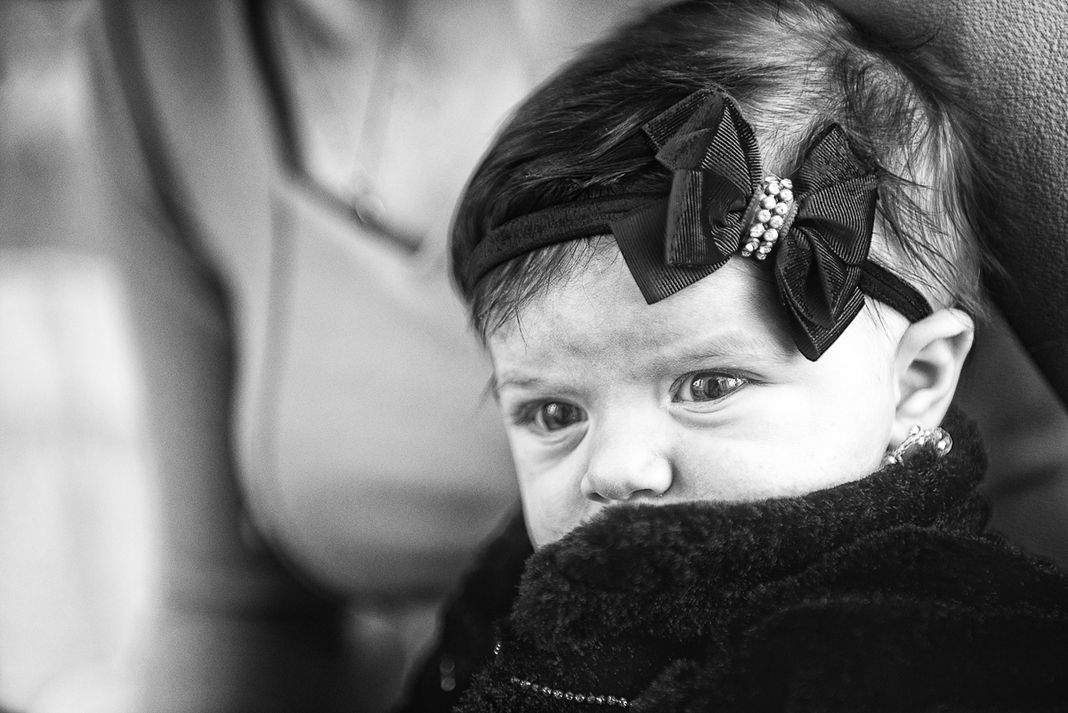 Lacinho no cabelo da bebe com 3 meses de idade