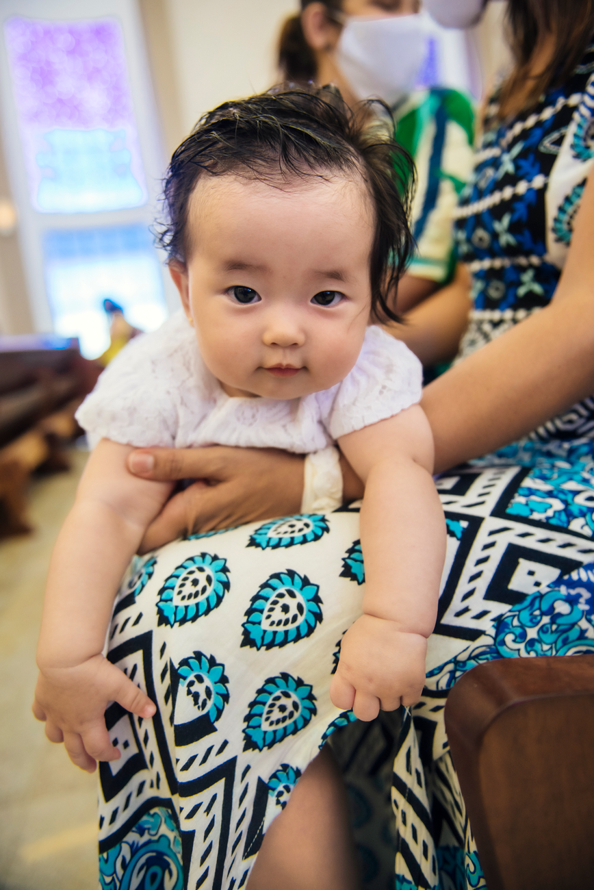 fotolivros de batismo são produzidos com materiais de qualidade superior quando comparados aos álbuns tradicionais