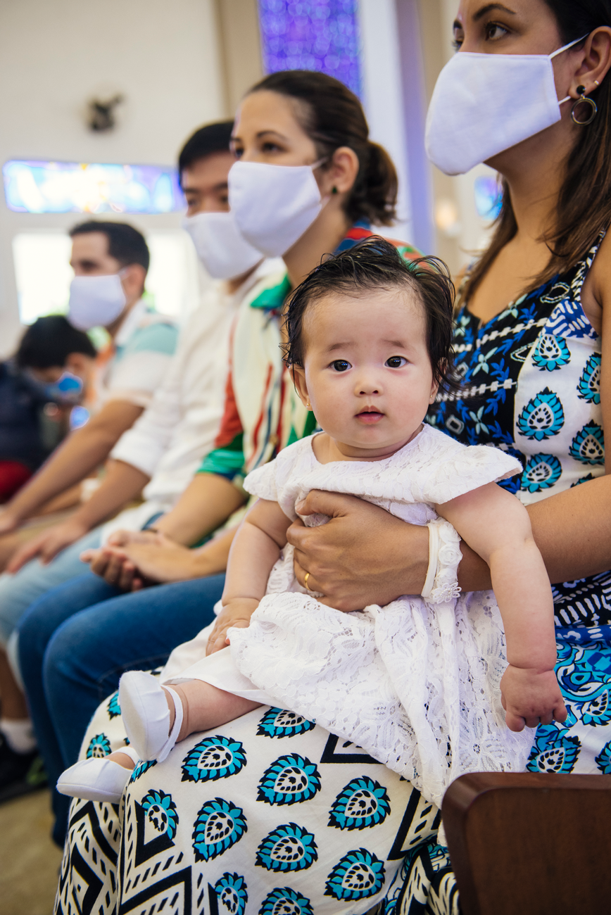 Documentar o ritual de batismo de crianças é uma das especialidades fotográficas de entre os vários serviços fotográficos que presto 