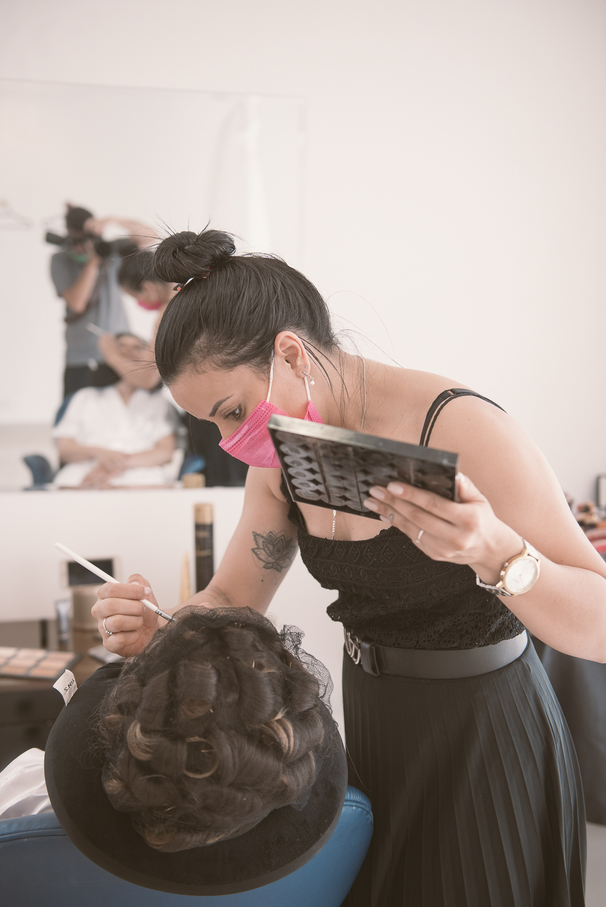 aquela ultima olhadinha no espelho antes de ir para a cerimônia, pra fazer uma foto bem legal!