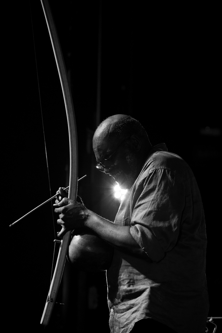 Edmundo Carneiro - Concerto em Mococa - Ilumina