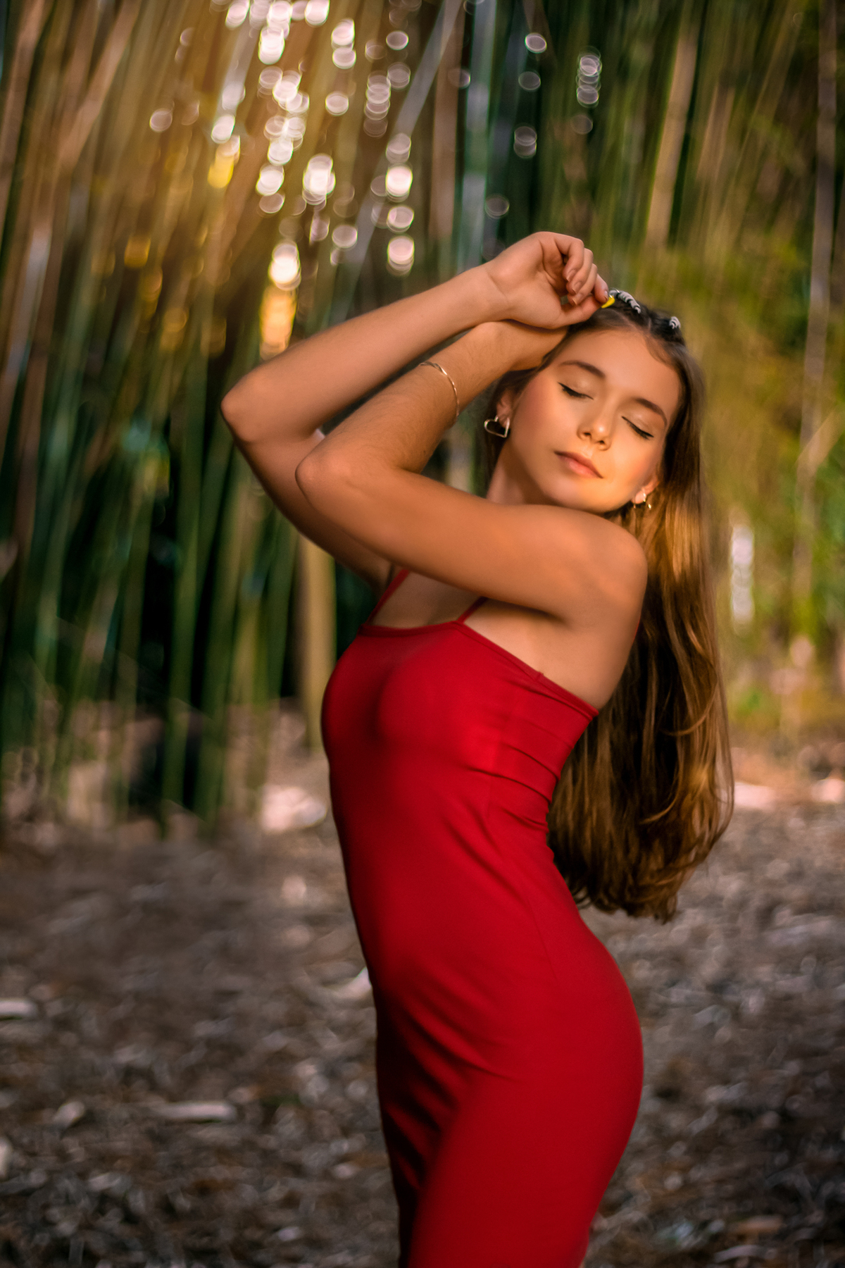 Elementos urbanos adicionam um toque único ao ensaio fotográfico em Jundiaí