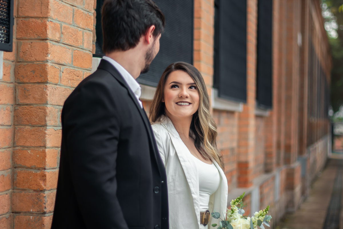Fotografia de casamento civil: Momentos íntimos e autênticos.