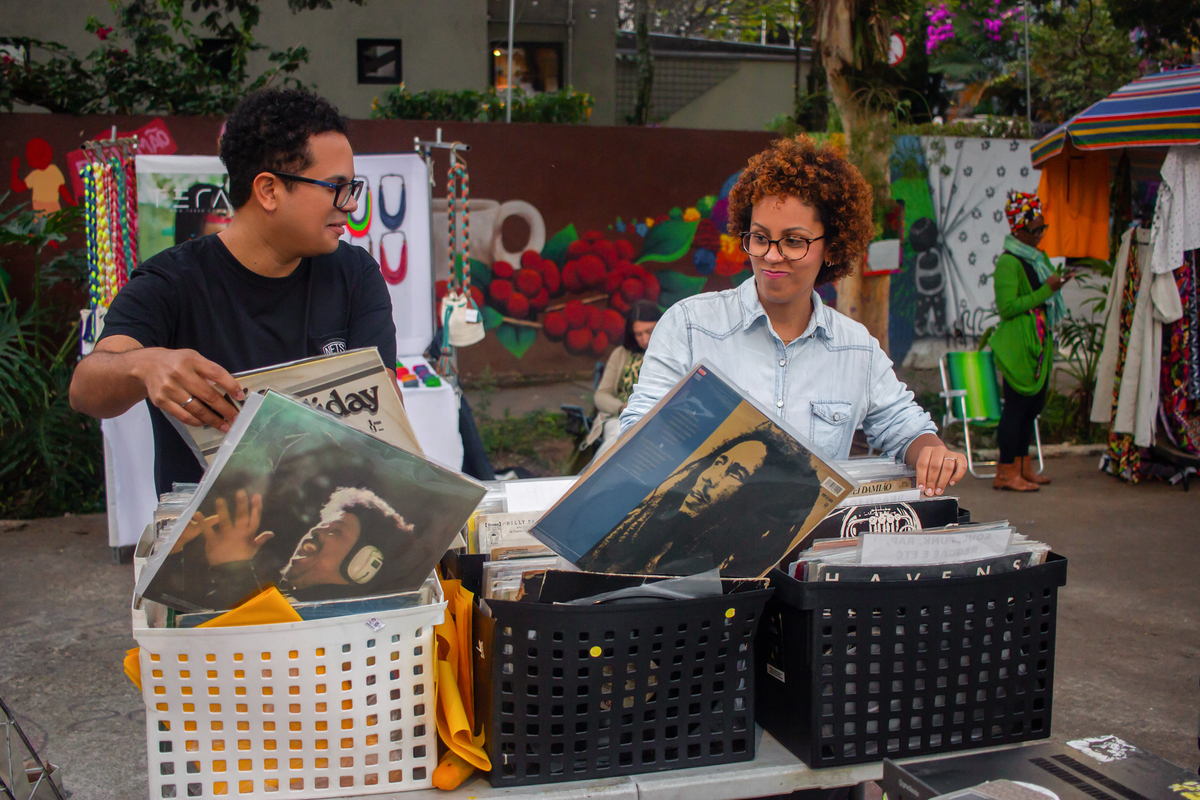 Fotos diferentes de casal