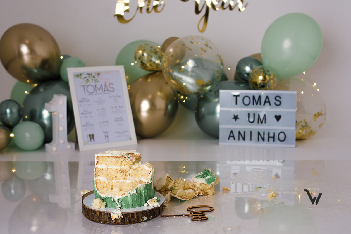 weclick smash the cake fotografia estúdio évora primeiro aniversário sessão fotográfica