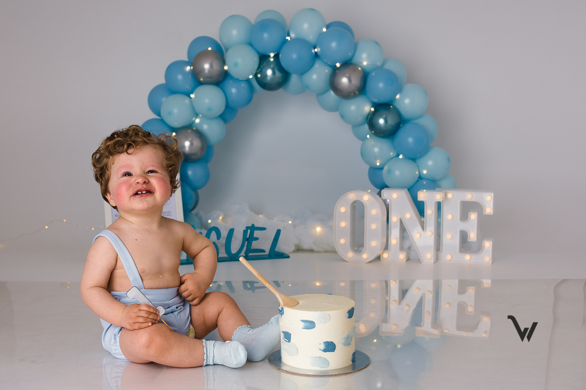 weclick smash the cake fotógrafos évora estúdio sessões fotográficas bolo primeiro aniversário