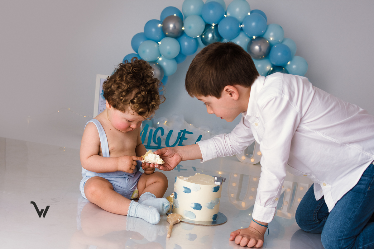 weclick smash the cake fotógrafos évora estúdio sessões fotográficas bolo primeiro aniversário