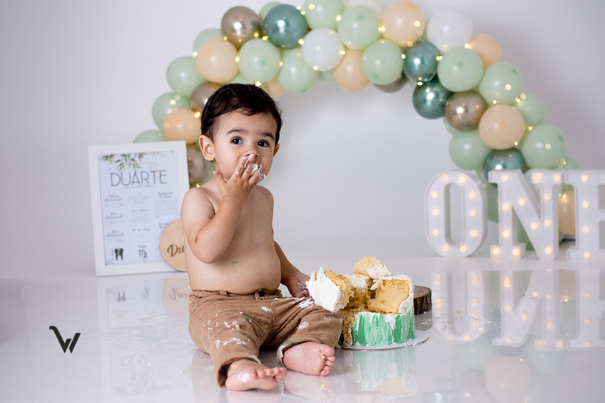 weclick fotógrafos évora estúdio smash the cake sessões fotográficas primeiro aniversário um ano bolo