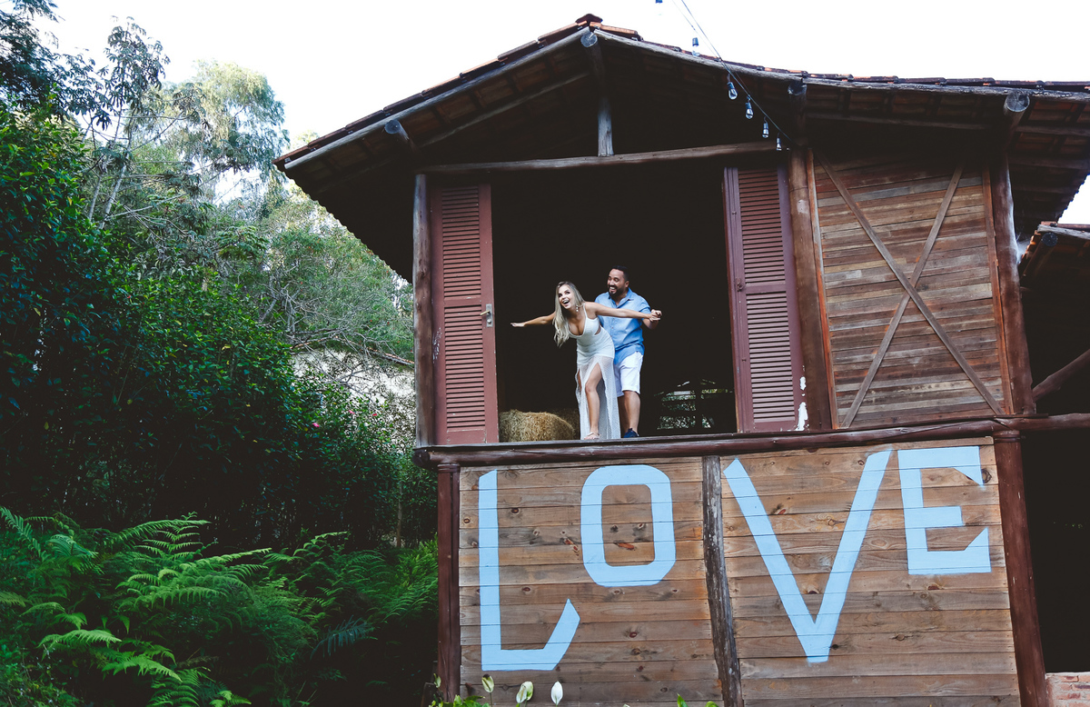 Isadora + Thiago Bougainville Farm