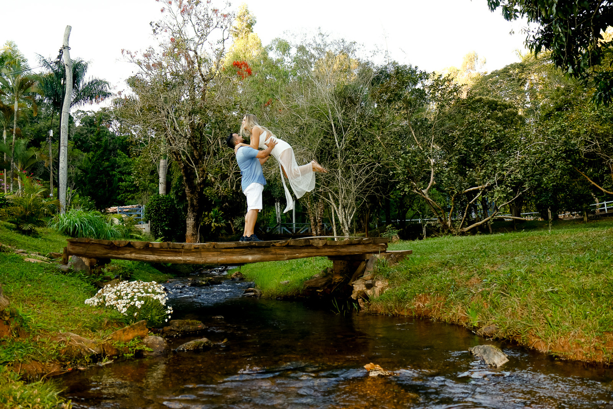Isadora + Thiago Bougainville Farm