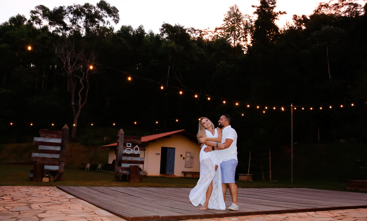 Isadora + Thiago Bougainville Farm