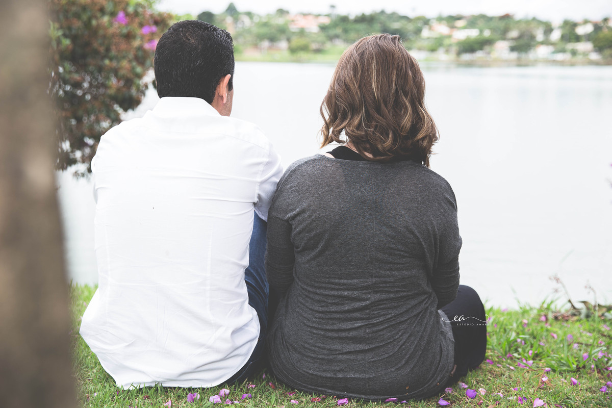 Ensaio Fotográfico de gestante feito no Museu de Arte da Pampulha em Belo Horizonte - Mg. Fotografado pela melhor fotógrafa de BH Natália Melo