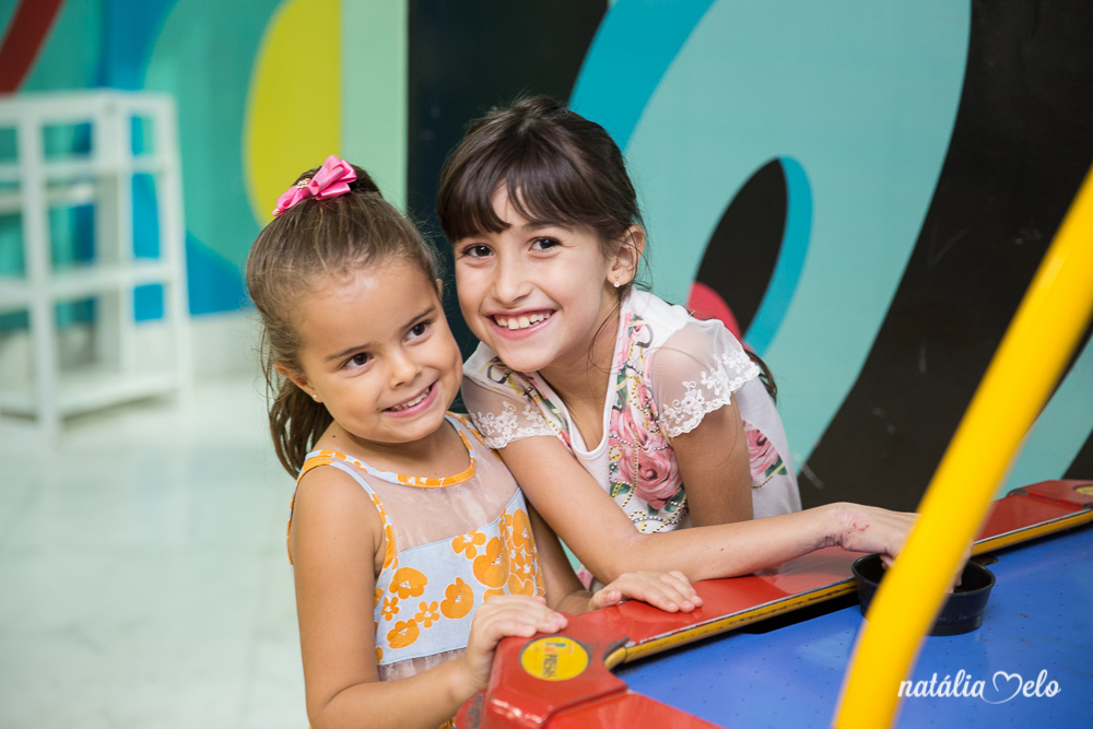 festa de aniversário de 8 anos infantil com o tema jardim encantado no Buffet 1,2 e Já em Belo Horizonte - MG