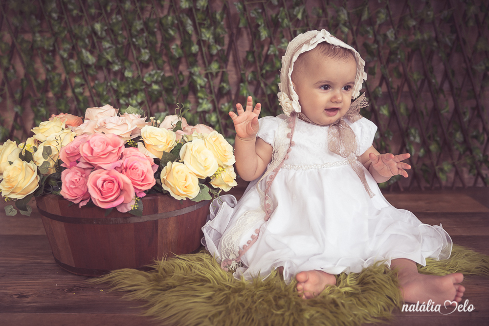 Ensaio de acompanhamento fotográfico da Alice  com 10 meses, em Belo Horizonte - MG, fotógrafa Natália Melo