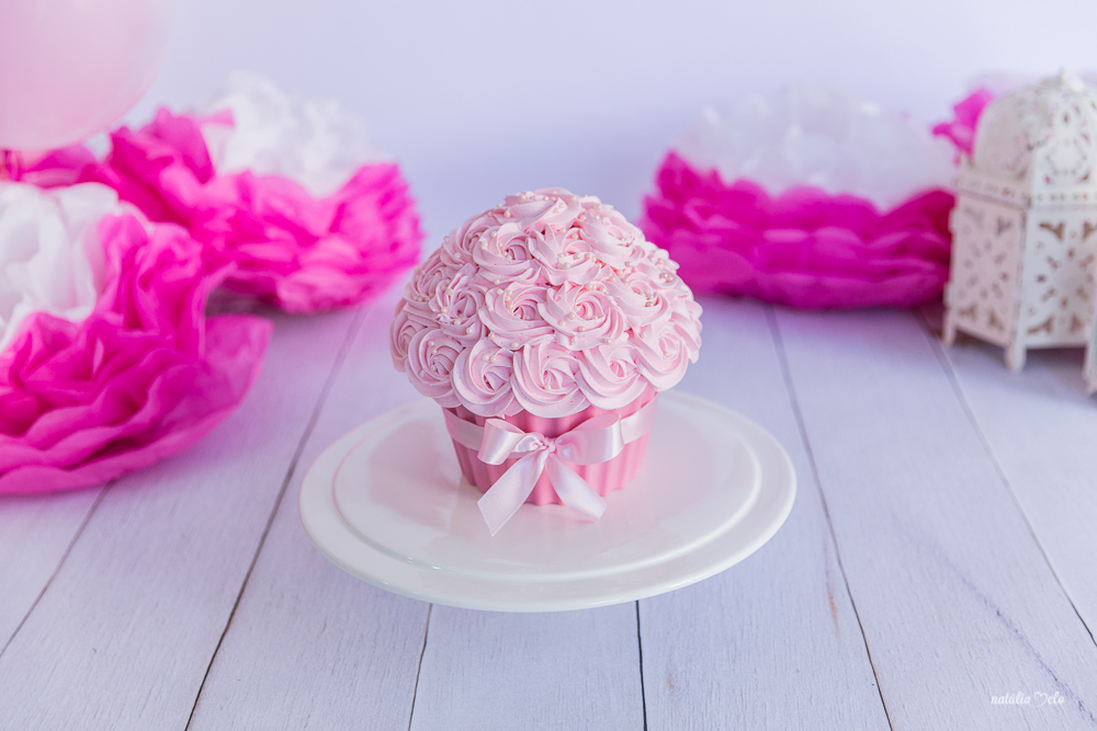 Sessão de smash the cake, Smash the Cake, Belo Horizonte, Natália Melo Fotografia, Natália Melo Fotógrafa, Fotógrafa BH, fotos de bebê, fotos infantil, fotos de aniversário, um aninho