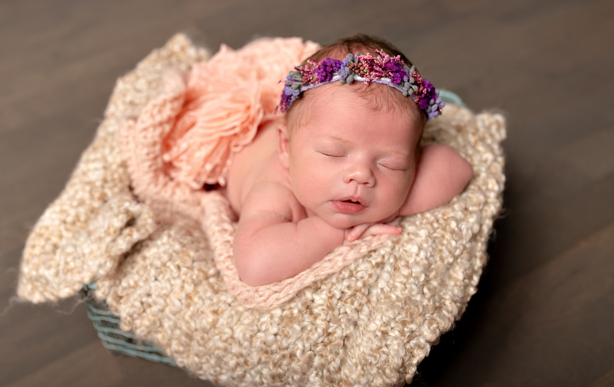 Newborn baby girl in soft neutral styling – Burnaby newborn photographer