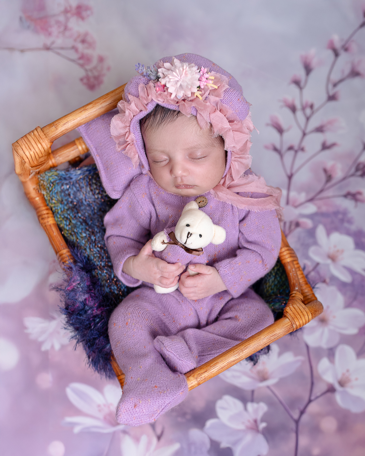 Newborn baby girl in soft neutral styling – Burnaby newborn photographer
