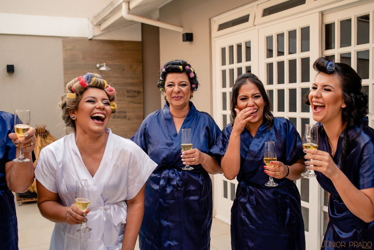 street-wedding-junior-prado-vestido-de-casamento-sereia-vireinoiva-voucasar-vermelho-madrinhas-decoraçao-buque-makeup-fvtb-blogdenoiva-noivas-