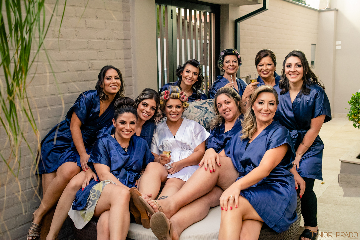 street-wedding-junior-prado-vestido-de-casamento-sereia-vireinoiva-voucasar-vermelho-madrinhas-decoraçao-buque-makeup-fvtb-blogdenoiva-noivas-makeup-