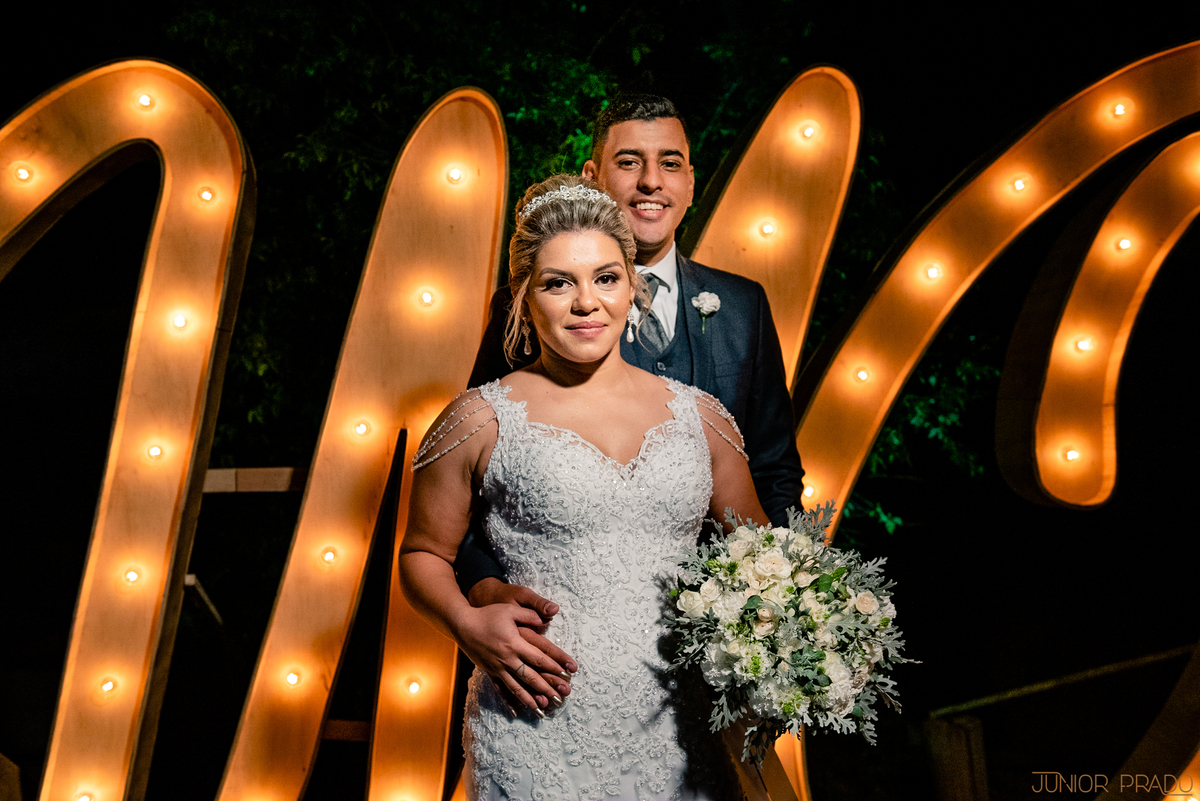 street-wedding-junior-prado-vestido-de-casamento-sereia-vireinoiva-voucasar-vermelho-madrinhas-decoraçao-buque-makeup-fvtb-blogdenoiva-noivas-2019