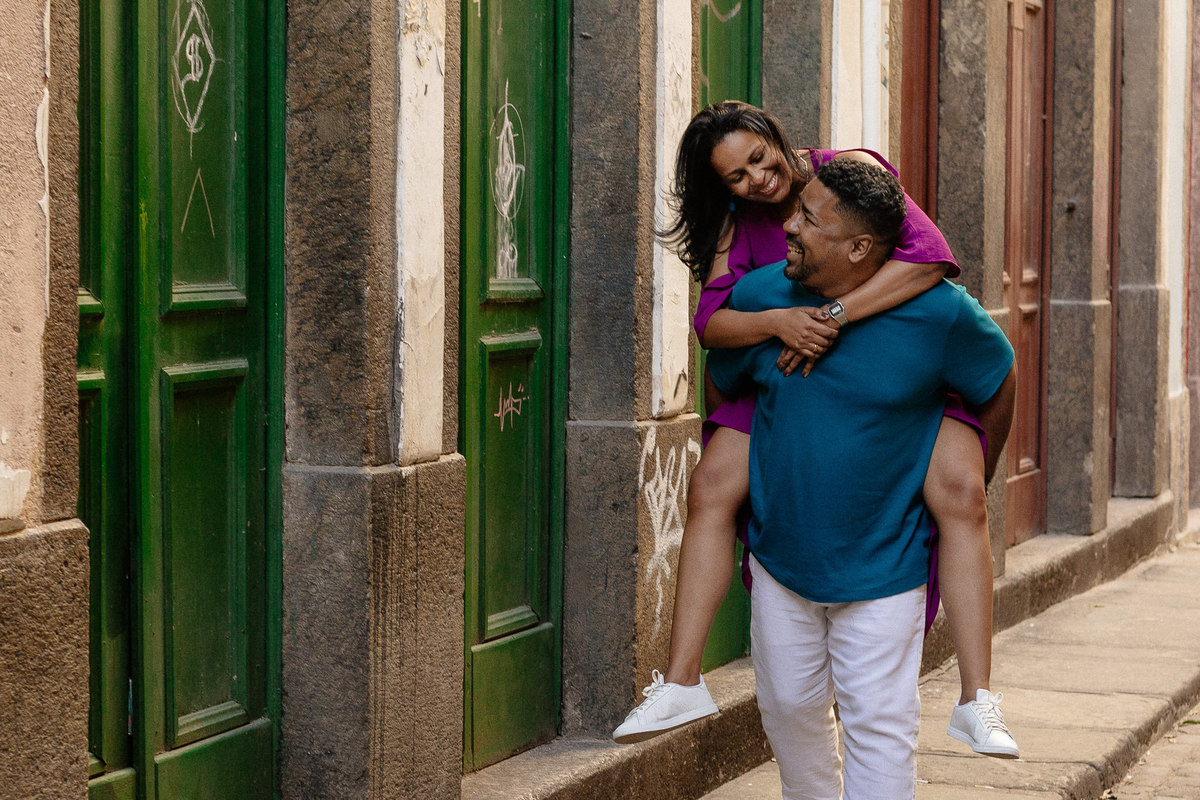 Ensaio pré casamento - Casamento RJ - Fotografia de Casamento - Casal negro - Fotógrafo de Casamento - Centro do Rio - Arco do teles