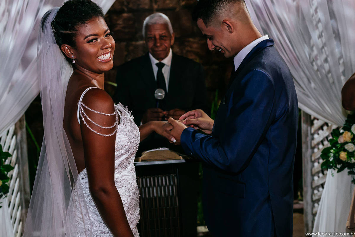 Léo Araújo Fotografia - Fotógrafo de Casamento RJ - Casamento - Fotografia de Casamento RJ - Cerimônia de Casamento - Troca de alianças