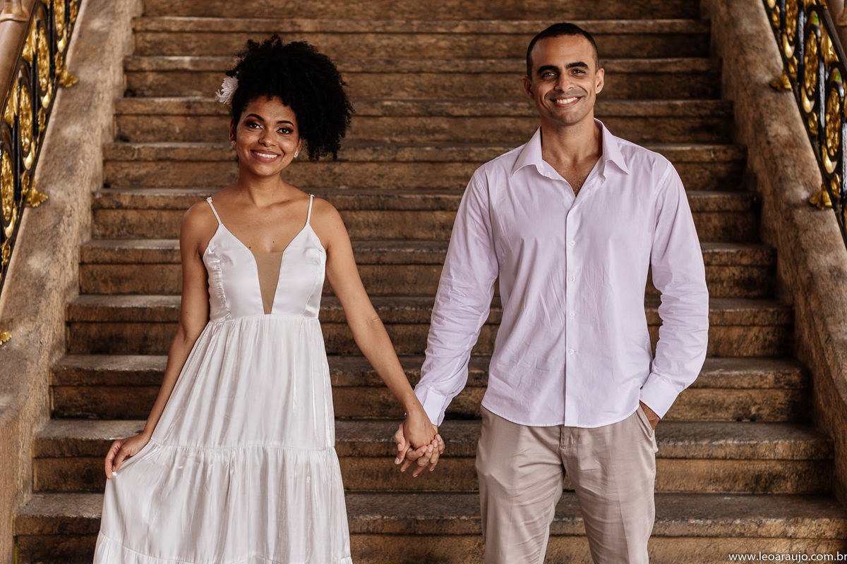 ensaio pré casamento - ensaio na urca - pré wedding - fotografia preto e branco - urca - casal apaixonado 