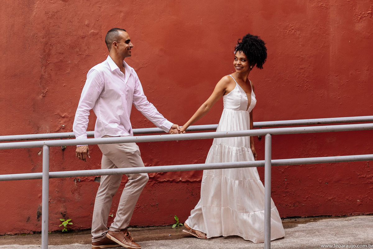 ensaio pré casamento - ensaio na urca - pré wedding - fotografia preto e branco - urca - casal apaixonado 