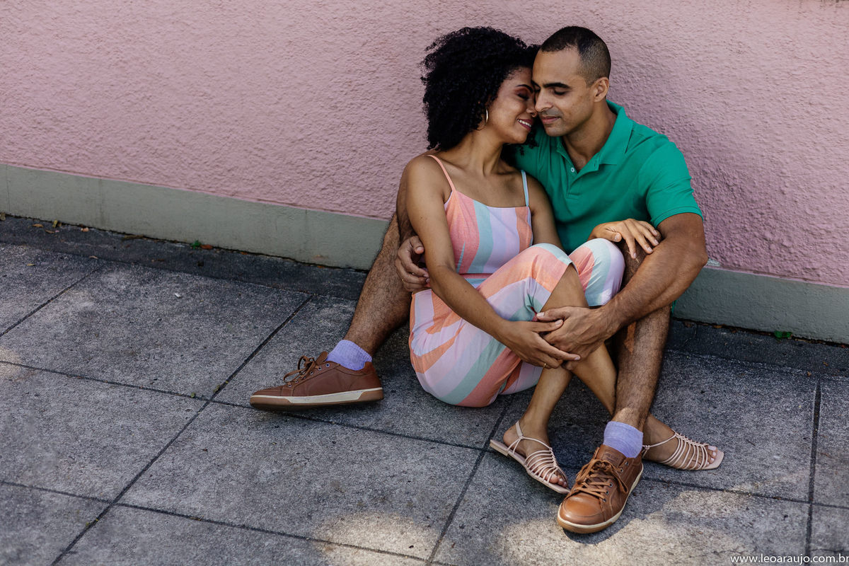 ensaio pré casamento - ensaio na urca - pré wedding - fotografia preto e branco - urca - casal apaixonado 