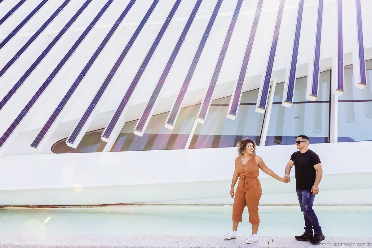 ensaio pré casamento - ensaio na praça mauá - ensaio no boulevard olimpíco - museu do amanhã - préwedding - casal apaixonado
