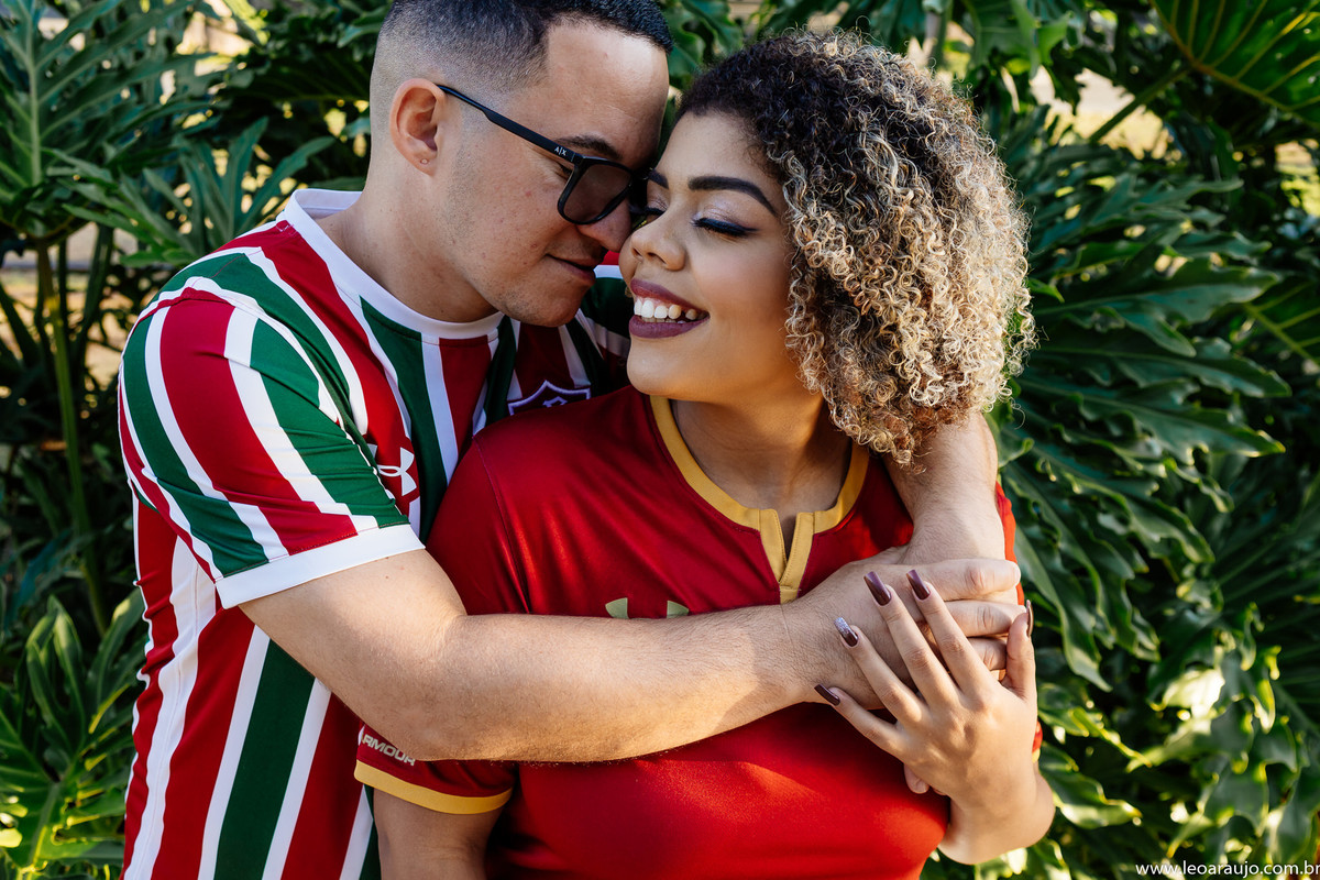 ensaio pré casamento - ensaio na praça mauá - ensaio no boulevard olimpíco - museu do amanhã - préwedding - casal apaixonado - casal feliz - casal tricolor - fluminense