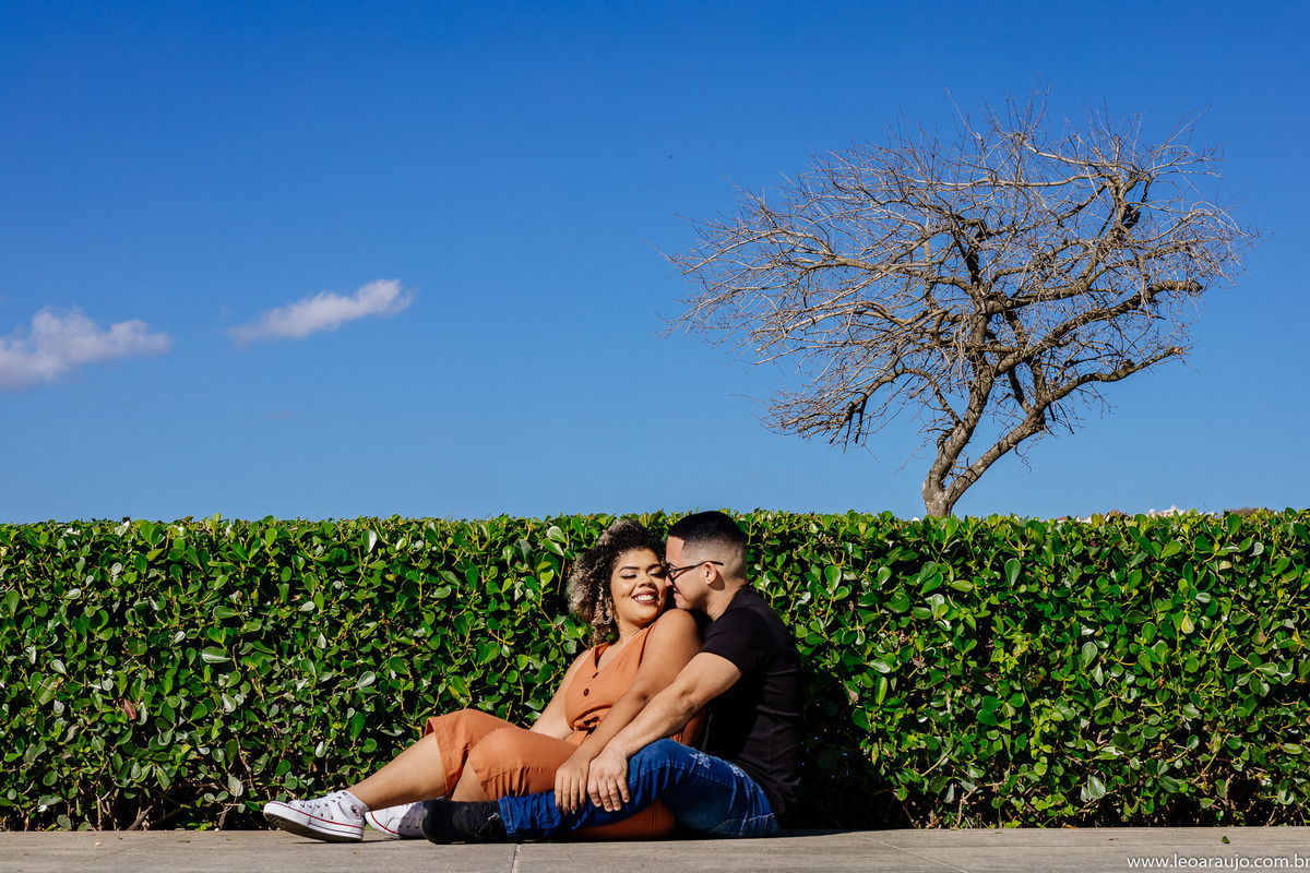 ensaio pré casamento - ensaio na praça mauá - ensaio no boulevard olimpíco - museu do amanhã - préwedding - casal apaixonado - casal feliz