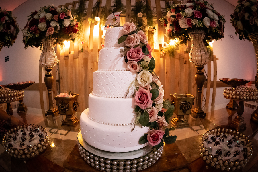 Decoração impecável com um toque de sutileza.