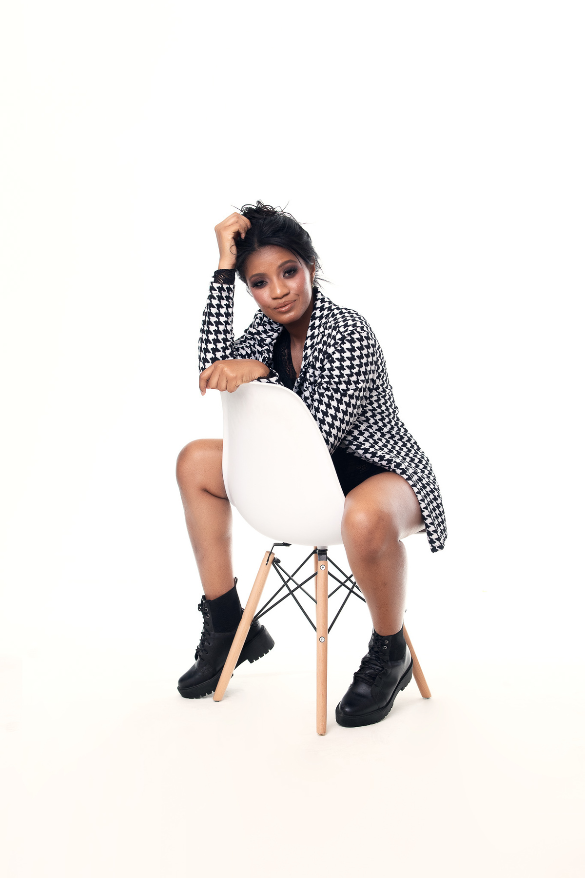 ensaio-casual-feminino-estúdio-belo-horizonte-contagem-marcos-felipe-fotografia