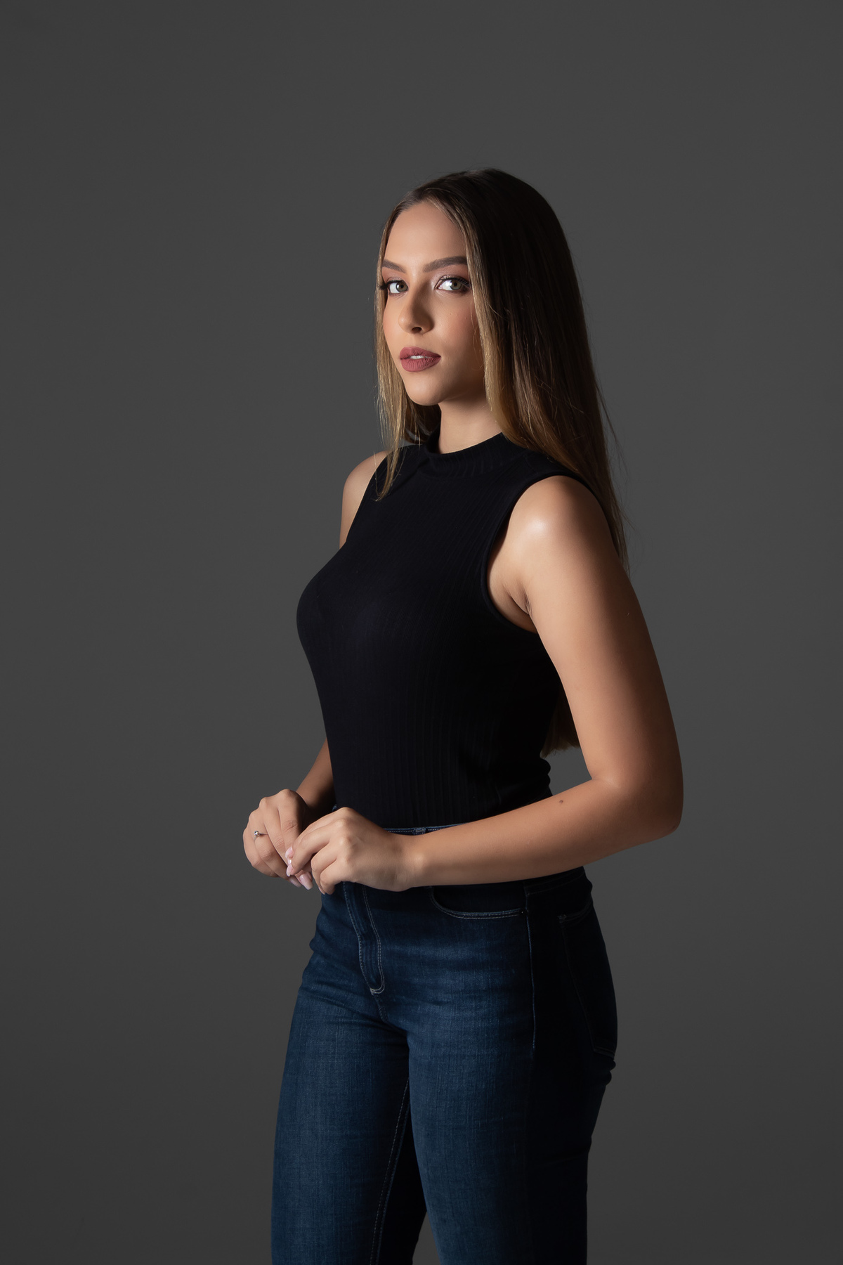 ensaio-casual-feminino-colorido-estúdio-belo-horizonte