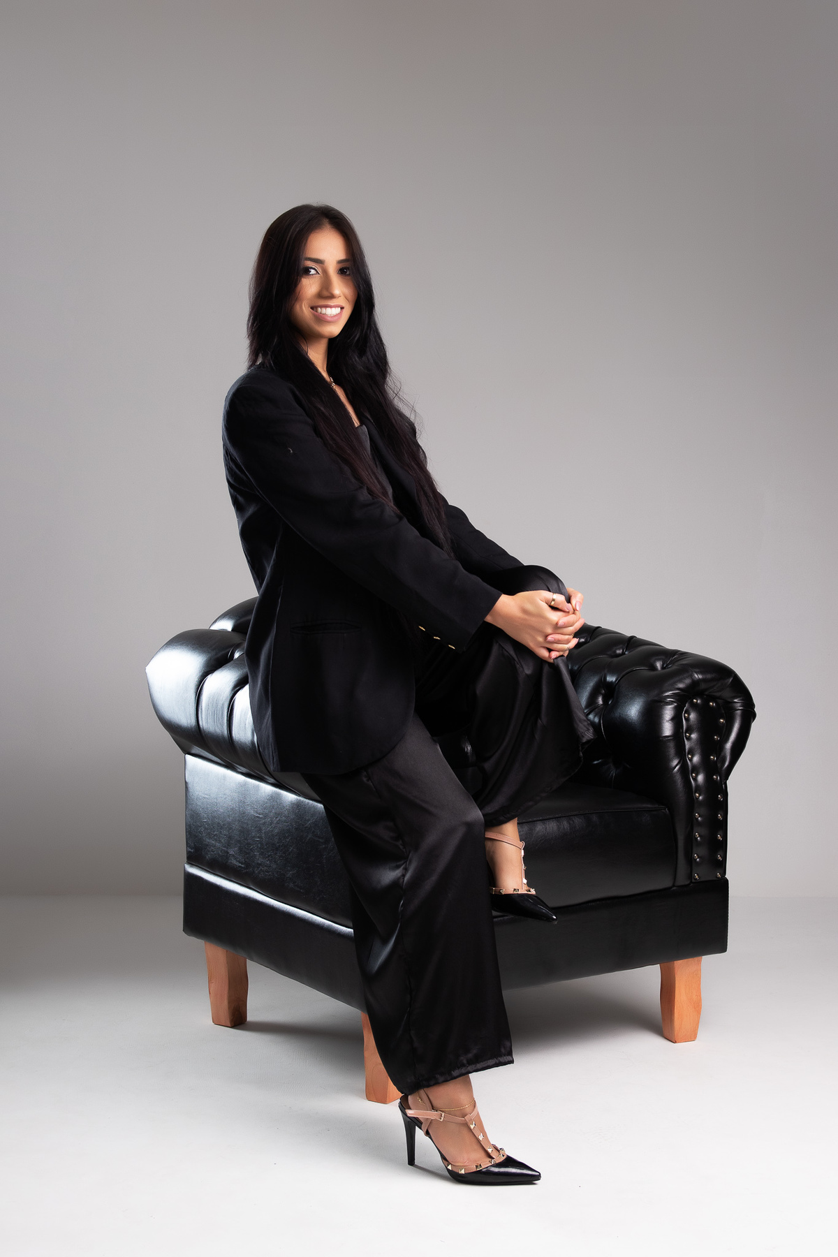 ensaio-casual-feminino-estúdio-belo-horizonte-marcos-felipe-fotografia-barreiro-contagem