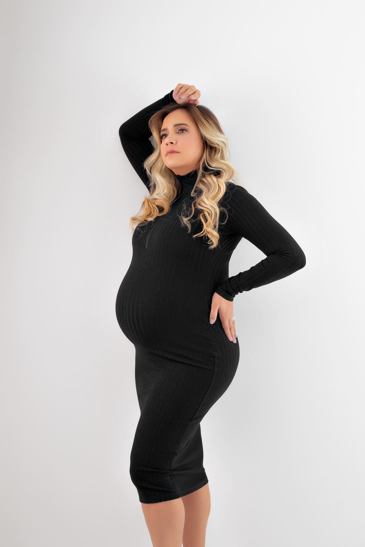 ensaio de gestante em estúdio fotográfico em belo horizonte marcos felipe fotografia