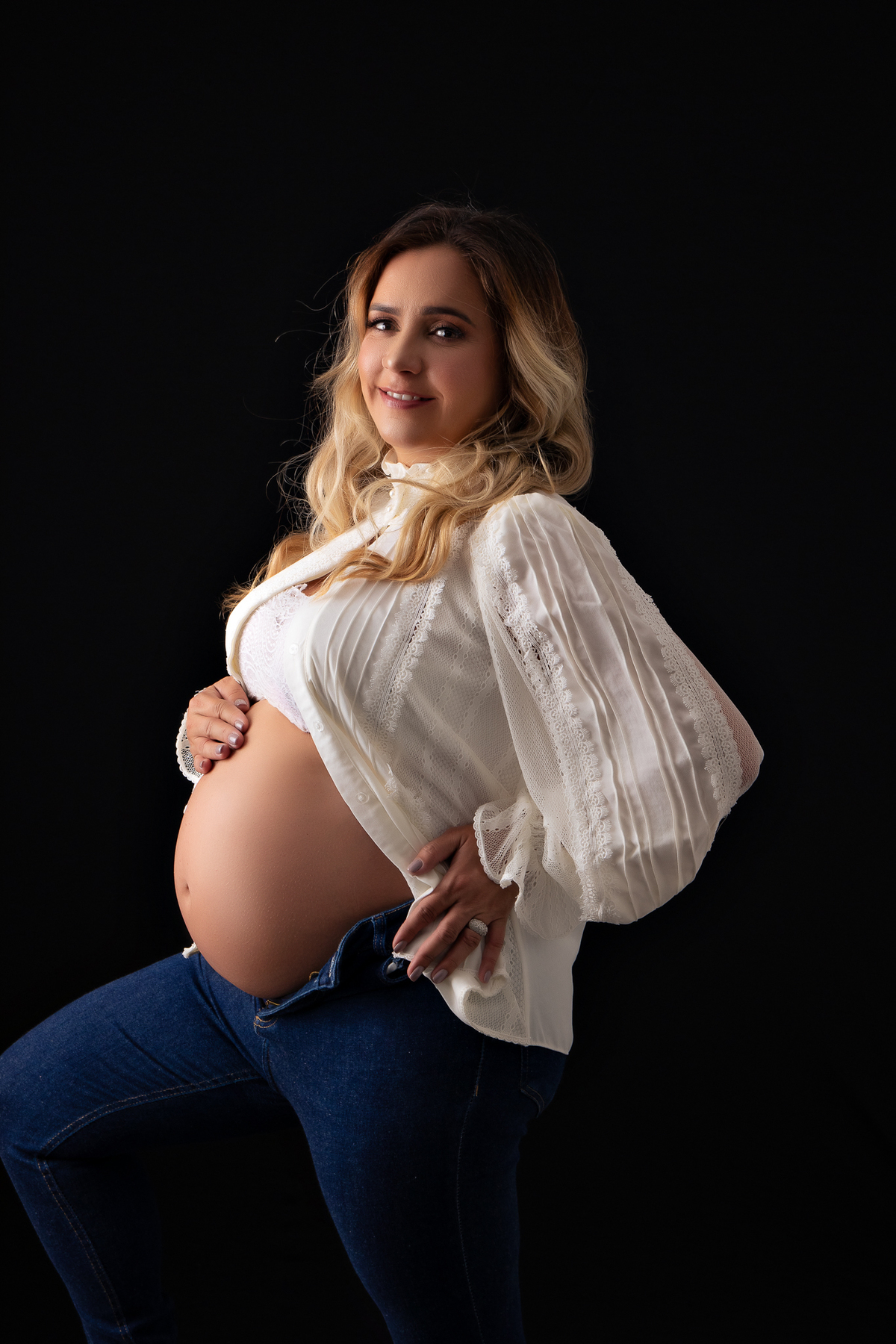 ensaio de gestante em estúdio fotográfico em belo horizonte marcos felipe fotografia